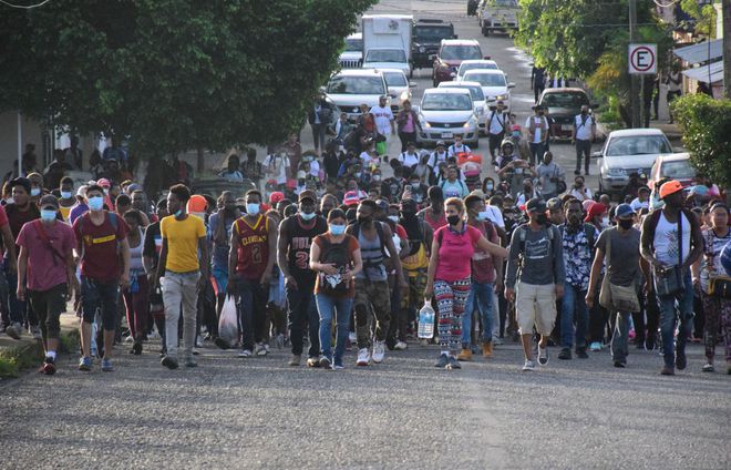 全球連線 | 當拉美移民大篷車遇上又虛偽又甩鍋的“美式民主” 