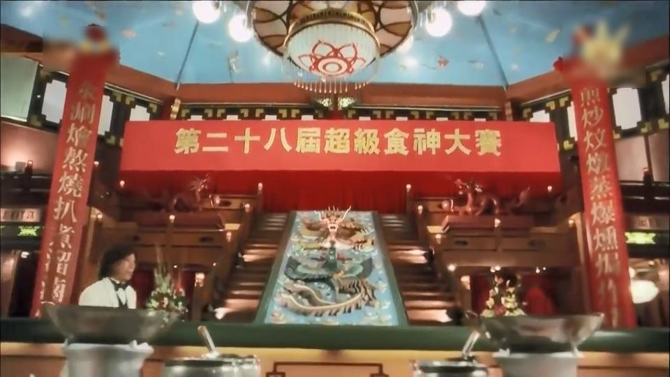 周星馳電影《食神》曾到珍寶海鮮舫取景薛家燕張龍椅有來頭！