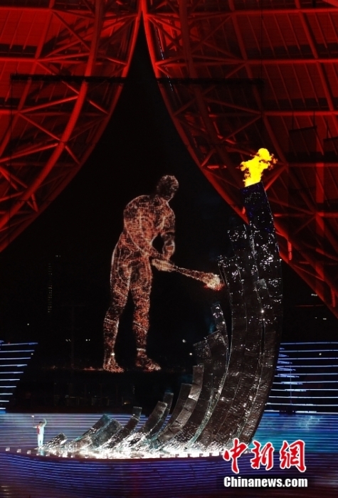 開幕式點火儀式。<a target='_blank' href='/'>中新社</a>記者 杜洋 攝 開幕式點火儀式。<a target='_blank' href='/'>中新社</a>記者 杜洋 攝