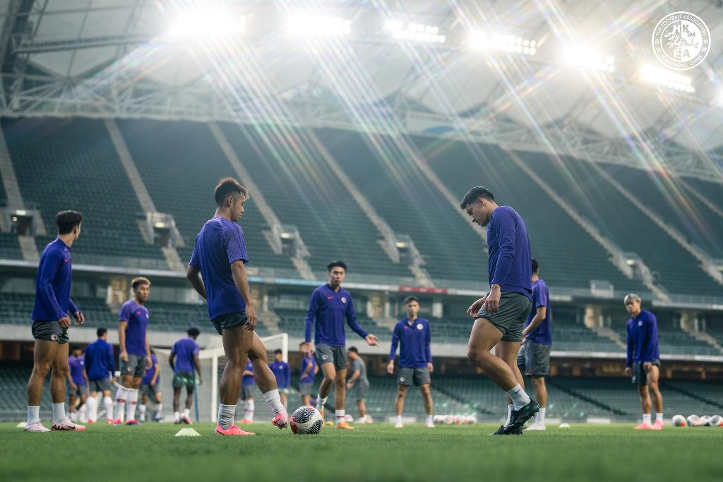 可能是包含下列內容的圖片：10 位用戶、一群人在踢足球、一群人在玩美式橄欖球和文字