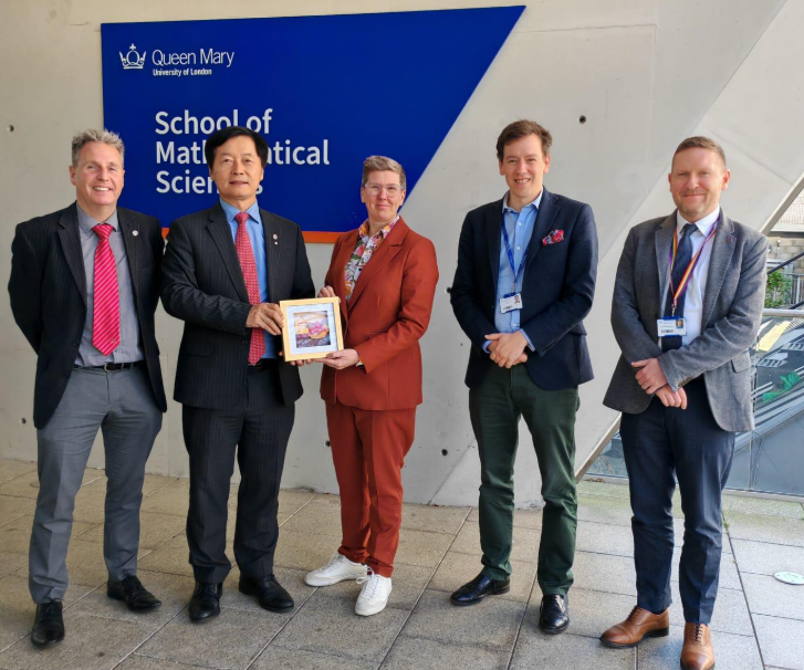 hk_c_1744872915898027720.png hk_c_image.png