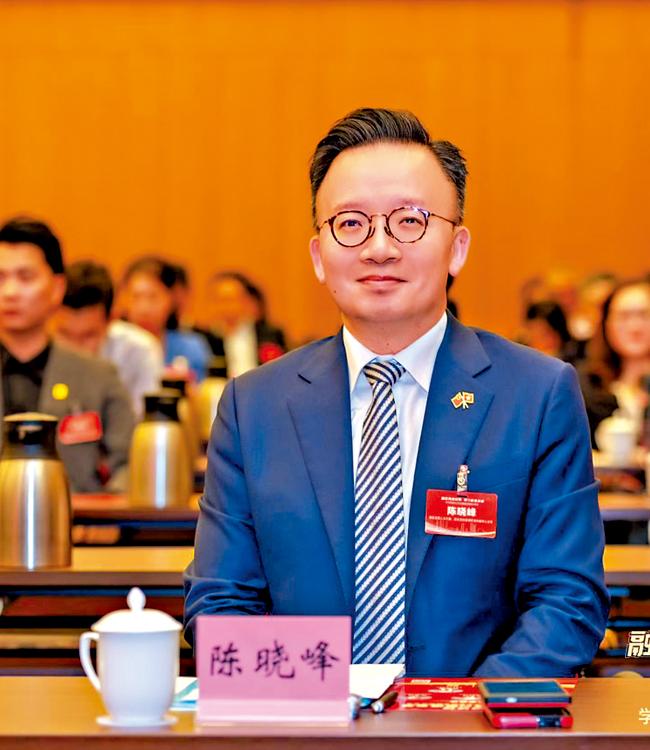 立法會新力量|“法律產業化+科技” 陳曉峰:用法律經驗推動公共政策落地- 香港- 大公文匯網