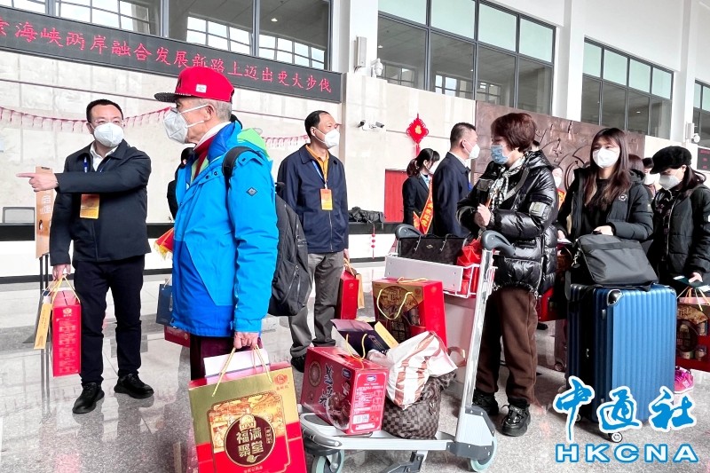 台胞證落地辦證口岸增至百個 台旅遊業者讚利好