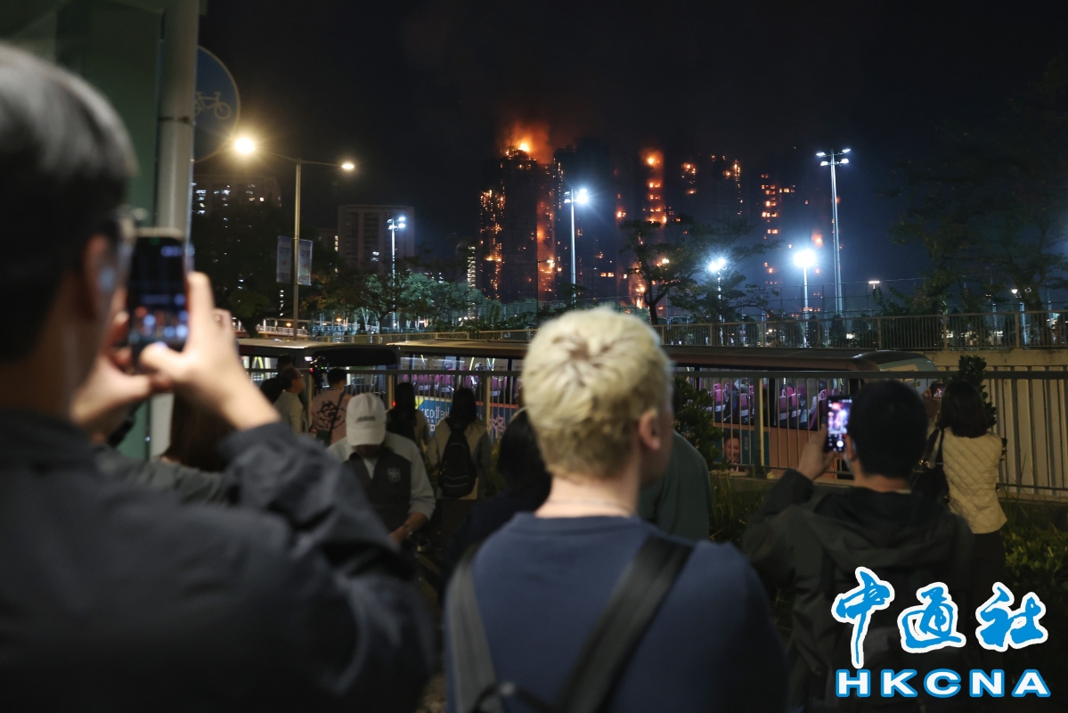 香港民間組織與政府緊密協調關注受大火影響居民