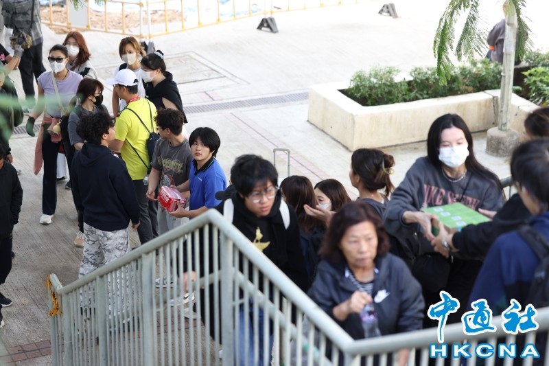 寒風中的暖意與焦慮：香港大埔災民盼原區長遠安置