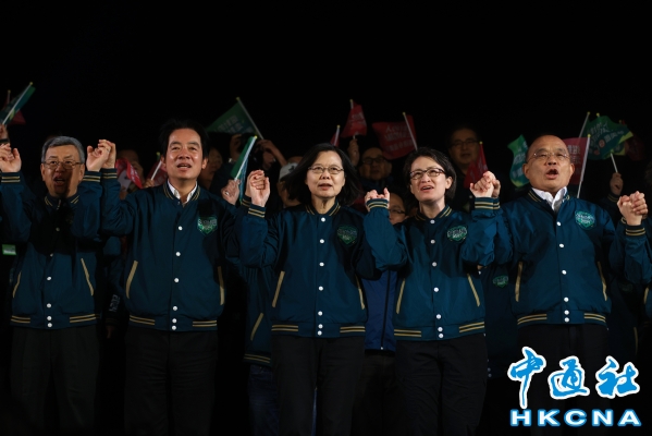 蔡英文動作頻頻搶走賴清德風頭！有人怕她2028再出馬